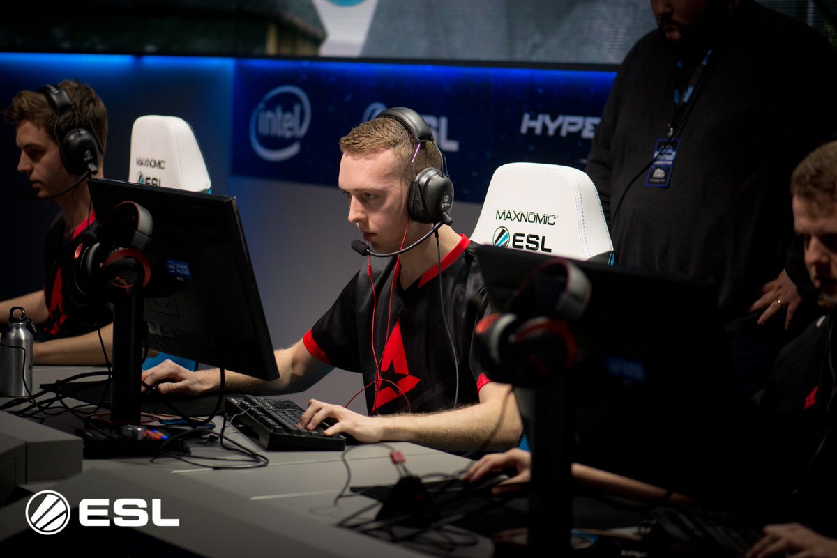 Intel® Extreme Masters tweet media