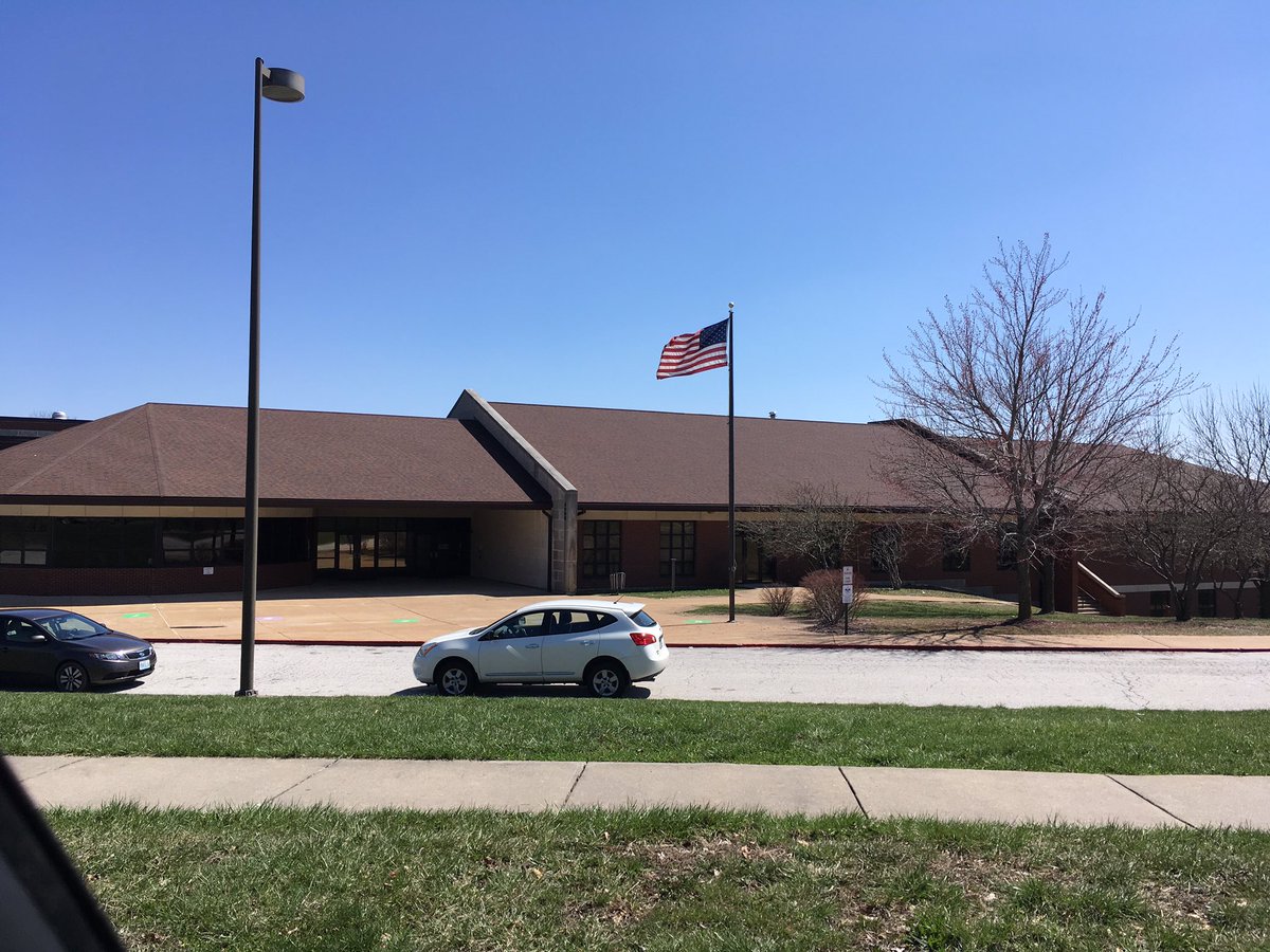 Because I'm sure my DRE friends miss their "home" away from home this Spring break!I sure do! <a href="/DerbyDragons/">Derby Ridge School</a> <a href="/ColumbiaPD/">ColumbiaPD</a>