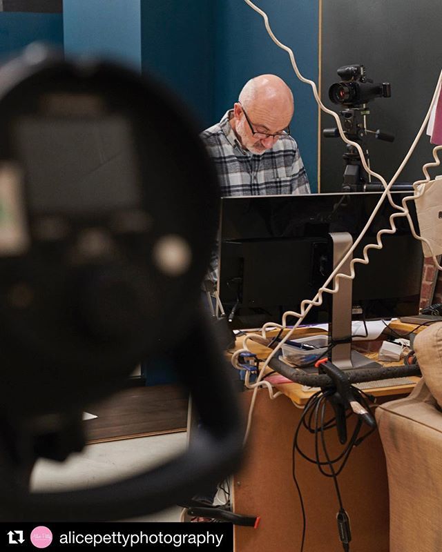 BJPPhotography's tweet photo. #themasteratwork #thanksalice https://t.co/oN8dr66tC2 https://t.co/GSZUyJbOV0