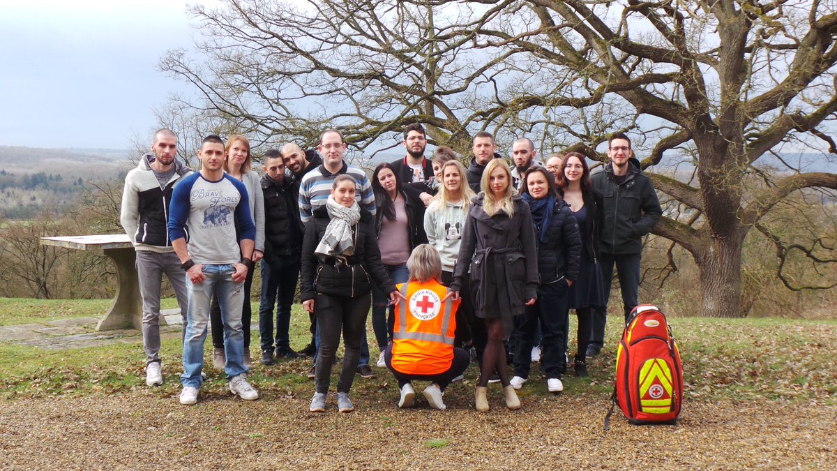 Notre promotion Ambulanciers de la rentrée de  2018 avant départ en stage en transport sanitaire ou service d’urgence/SMUR. Bon stage à tous