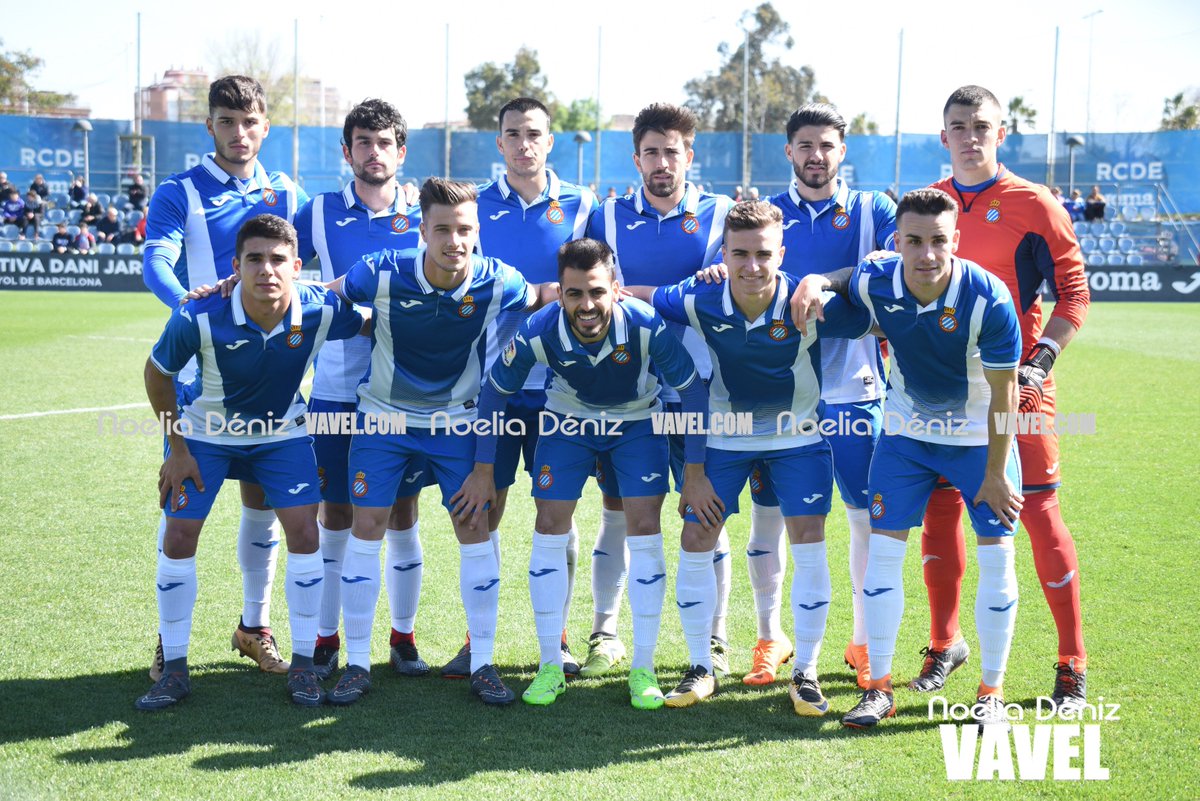 noeliadeniz's tweet image. Mis fotos del Espanyol B 1- Prat 1, con los pericos CAMPEONES de grupo en @terceracat #3aDiv5 #rcde #filial #cantera flickr.com/photos/noeliad…