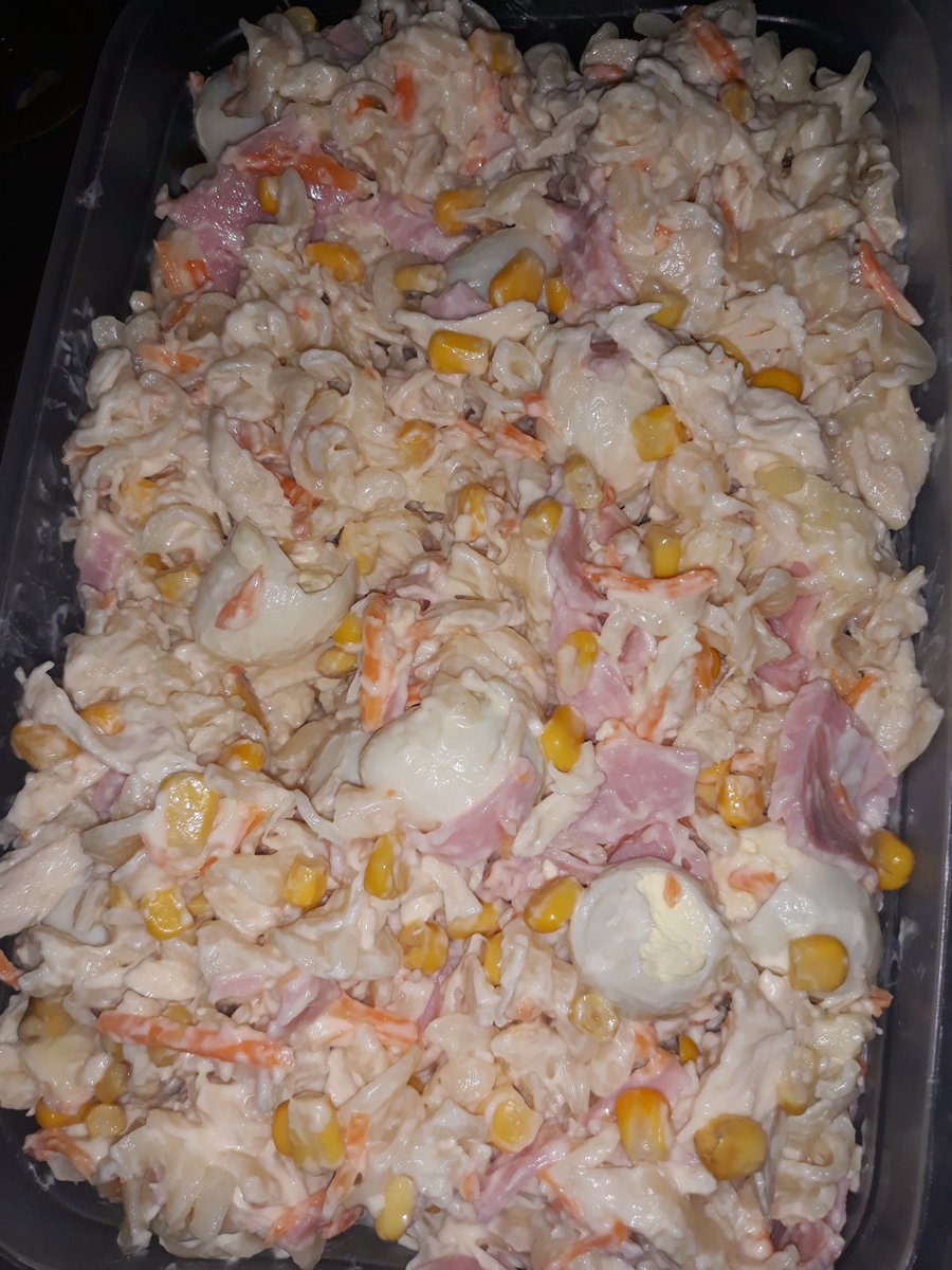 NinhaTinkerbell's tweet photo. Almoรงo de hj Marido pediu eu fiz hahah
Peixe assado no forno , bobo de camarao ,salada de macarrรฃo e canjica ๐๐#ToPrendada
#MasterChef
#Amandokkkkk
#CunhadosECunhadasSogroMaridoEAmigas A provaram tudo #AgoraaSimsatisfeita ๐ https://t.co/ZHRBWq1h9E