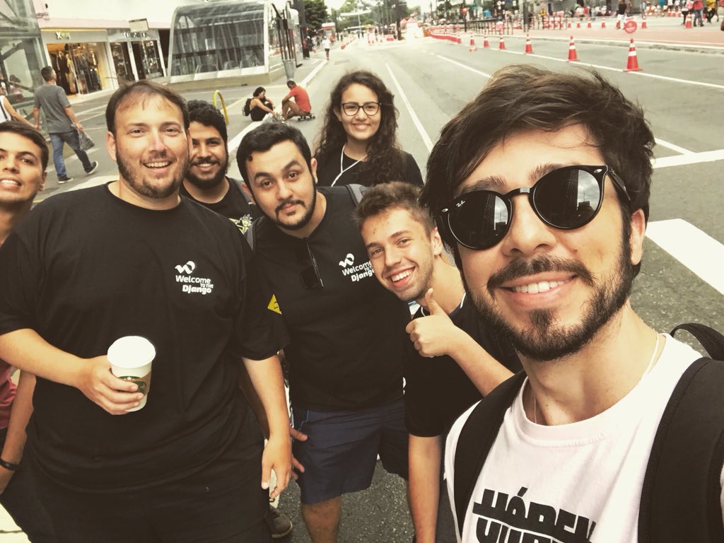 ederchristian_'s tweet image. Olha a galera da #PythonSudeste aí!