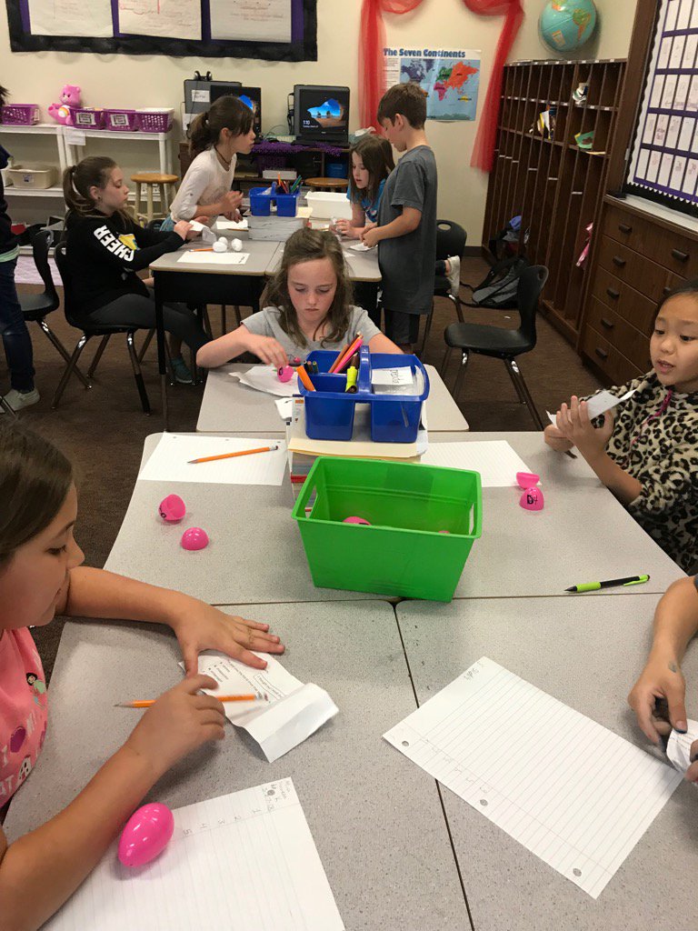 catkoonce's tweet photo. Cooperative learning using reading strategy of P.A.R.T.S. #wearewolverines #emsproud https://t.co/sVvCEUFyVY