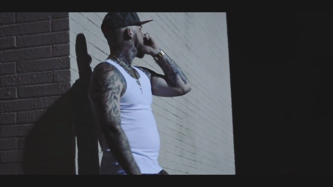 skruface321's tweet photo. Phone ringing like a telethon who ima book next? #dm for details on performing May 11th here’s your chance #network #demdamndogs #nytecr33p3rz #skruface #surf #SStwins #acemagazine #follow @skruface321 @demdamndogs @surfnonem @nytecr33p3rz @acemagworld @ceoacemag #downtown #eg https://t.co/facyA8G9yH
