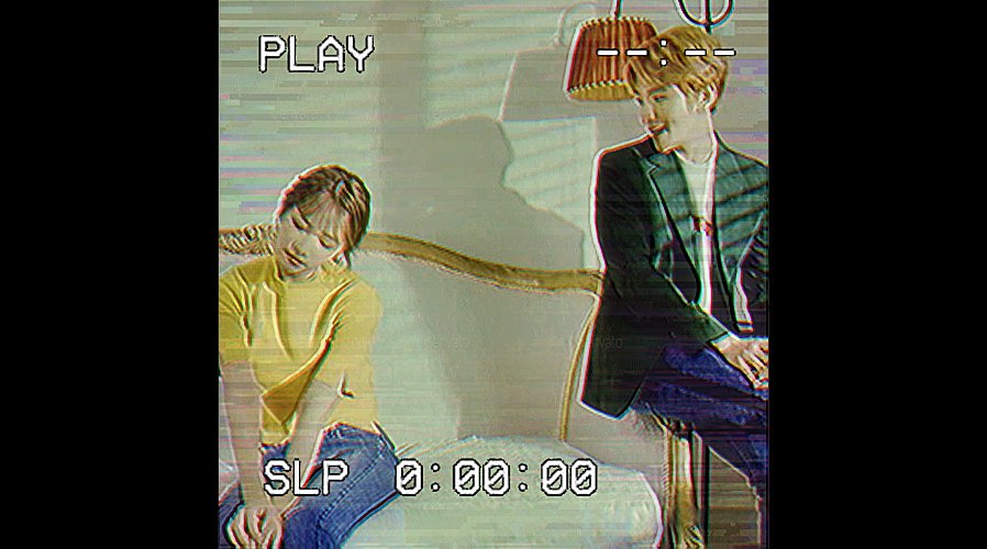 vhstills's tweet photo. ▷ baekhyun: take you home (2017) https://t.co/64XzEgVP2z