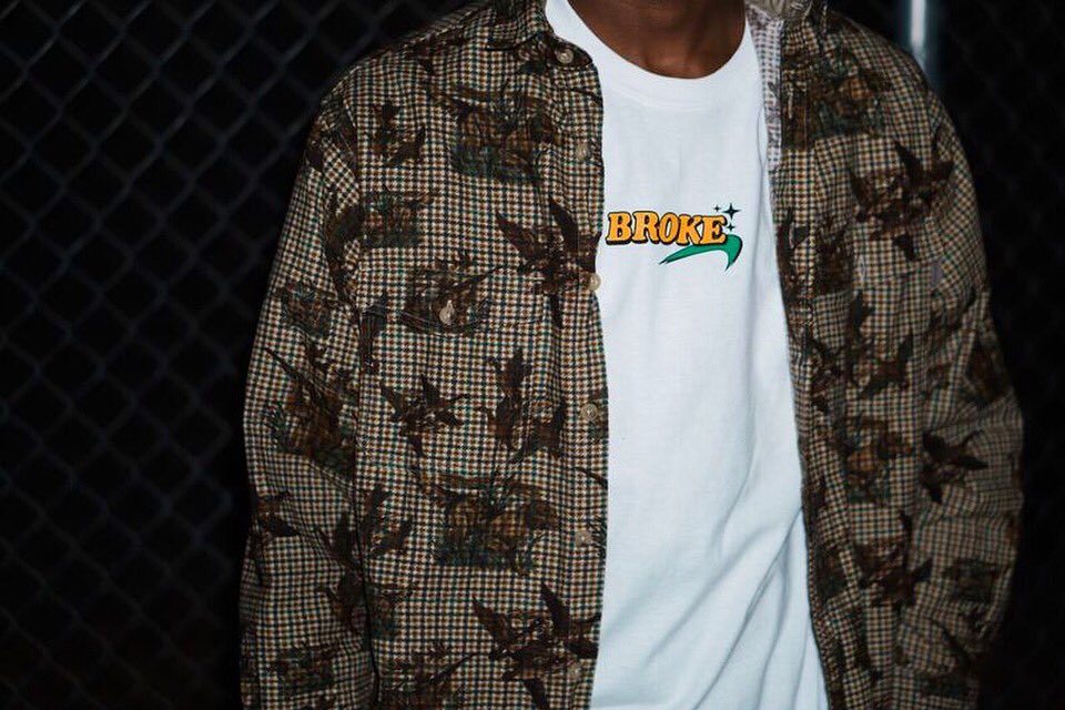 thinpockets's tweet image. when them bills due 🕯