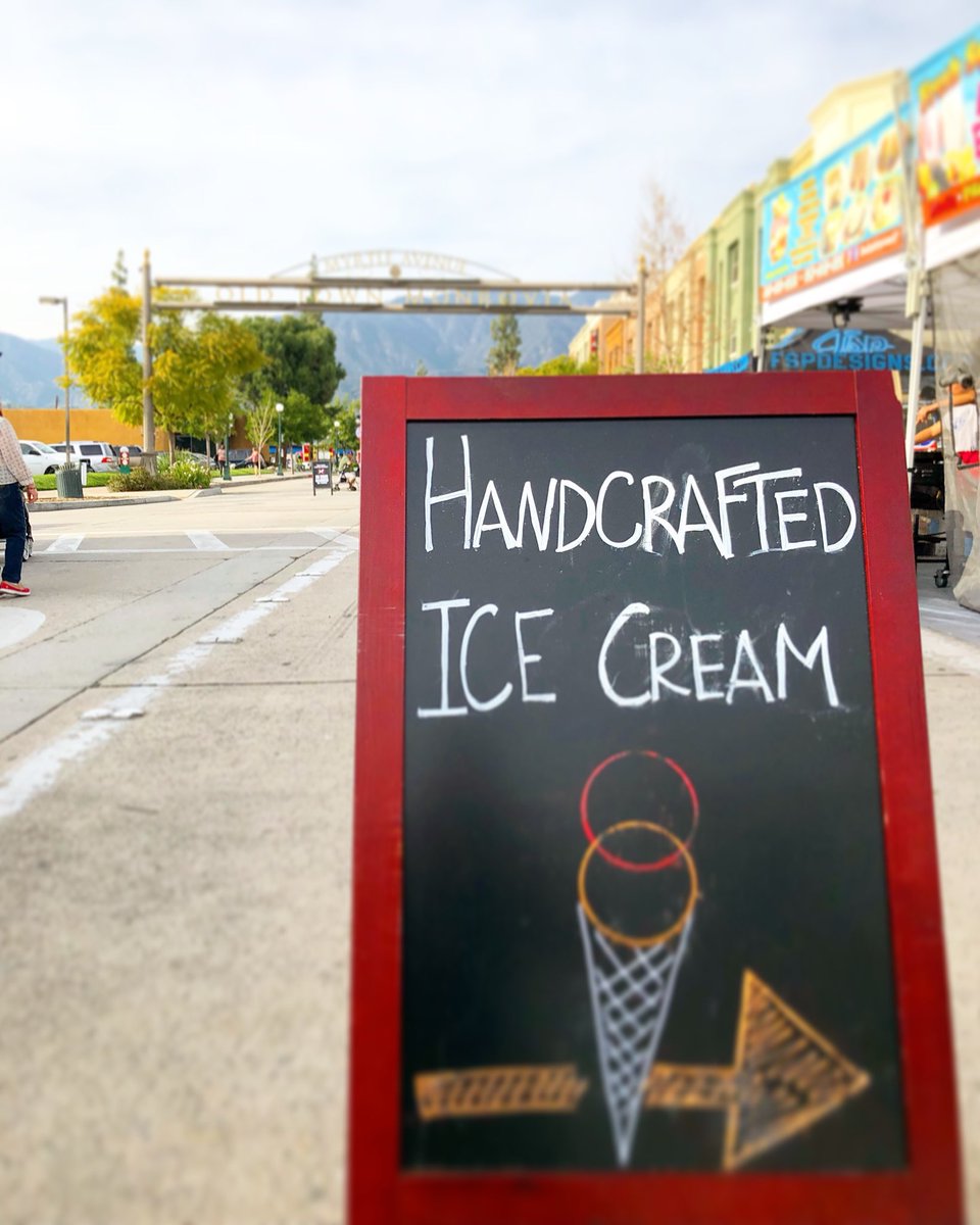 ScoopsOnTap's tweet photo. Monrovia we are back!! Join us from 5 p.m. to 9 p.m. as we serve up some spectacularly delicious ice cream!!!
#icecream #perfectday #warm #monrovia #lifeimproving #streetfair #friday #friyay #vegan #local #thebest #beerinfused https://t.co/xZfmyFGR7X