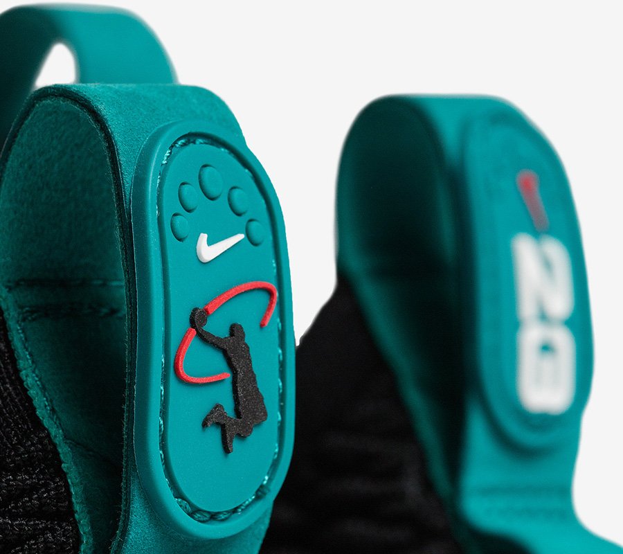 SoleCollector's tweet image. Nike unveils the "Griffey" LeBron 15: trib.al/3zRIkl2 #LeBronWatch