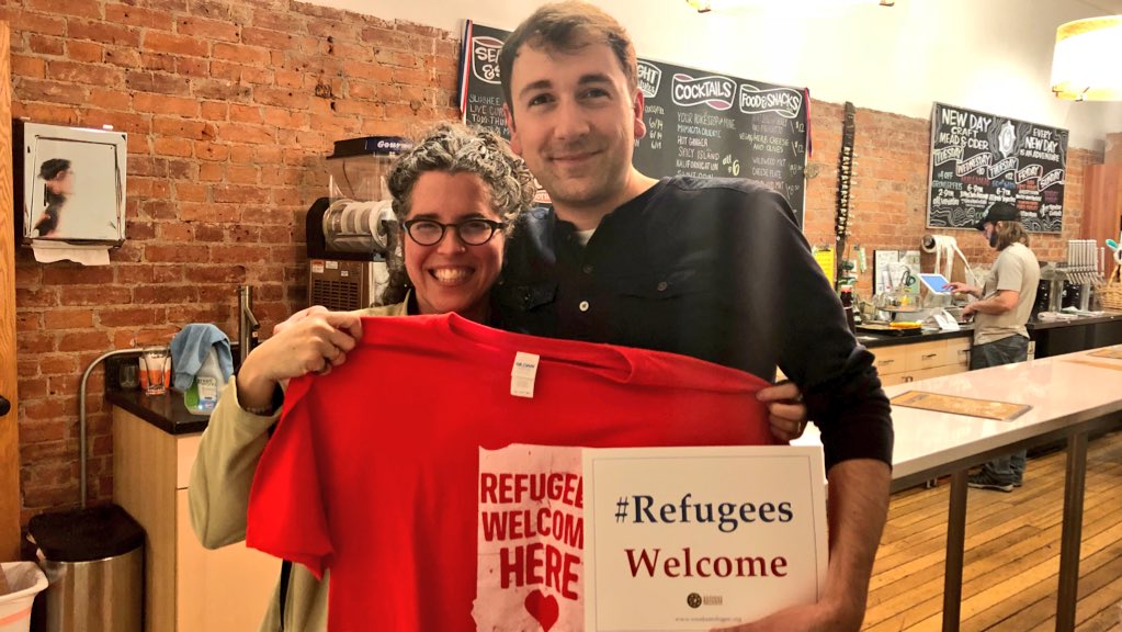 Exodus_Refugee's tweet photo. A huge shout out and thank you to @NewDayCraft for hosting us for our @BracketsForGood watch party. #BFG18 #BFGIndy #TeamRefugees #RefugeesWelcome https://t.co/xssHZegJsS