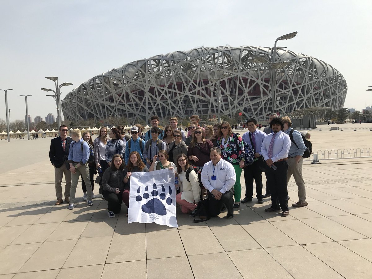 Kevinjoyce1990's tweet photo. Today MAHS students visited the Bird’s Nest, the Water Cube, the corporate headquarters of the Fazheng Group, and were greatest by https://t.co/qobwMirn3L principal of Beijing Royal School.#bearsinbeijing https://t.co/XvZAcXItAU