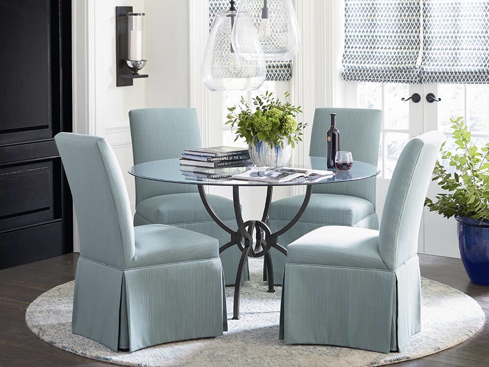 TulsaBassett's tweet photo. Our custom dining offers multiple table bases and top options in different sizes. Along with that, it has a wide range of wood finishes and fabrics to help customize the perfect dining group for you!  #customfurniture #customdining #design #tulsa https://t.co/ttNVZQxaWa