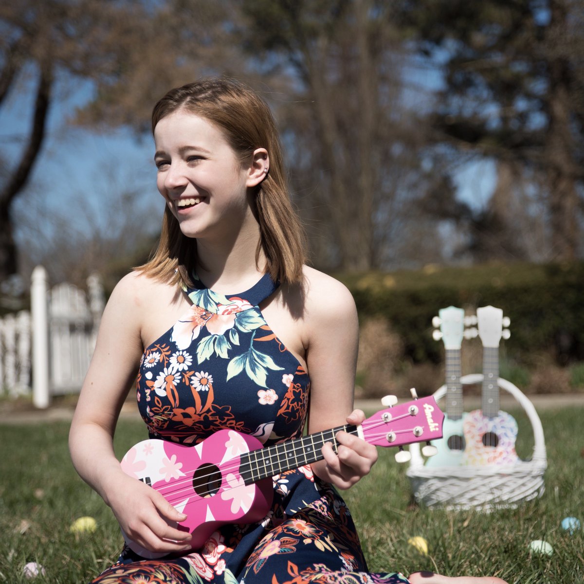 AmahiUkulele's tweet photo. Who's hoping the Easter bunny leaves them a #ukulele in their basket? #amahiukulele #ukeanywhere https://t.co/LtolypAyU1