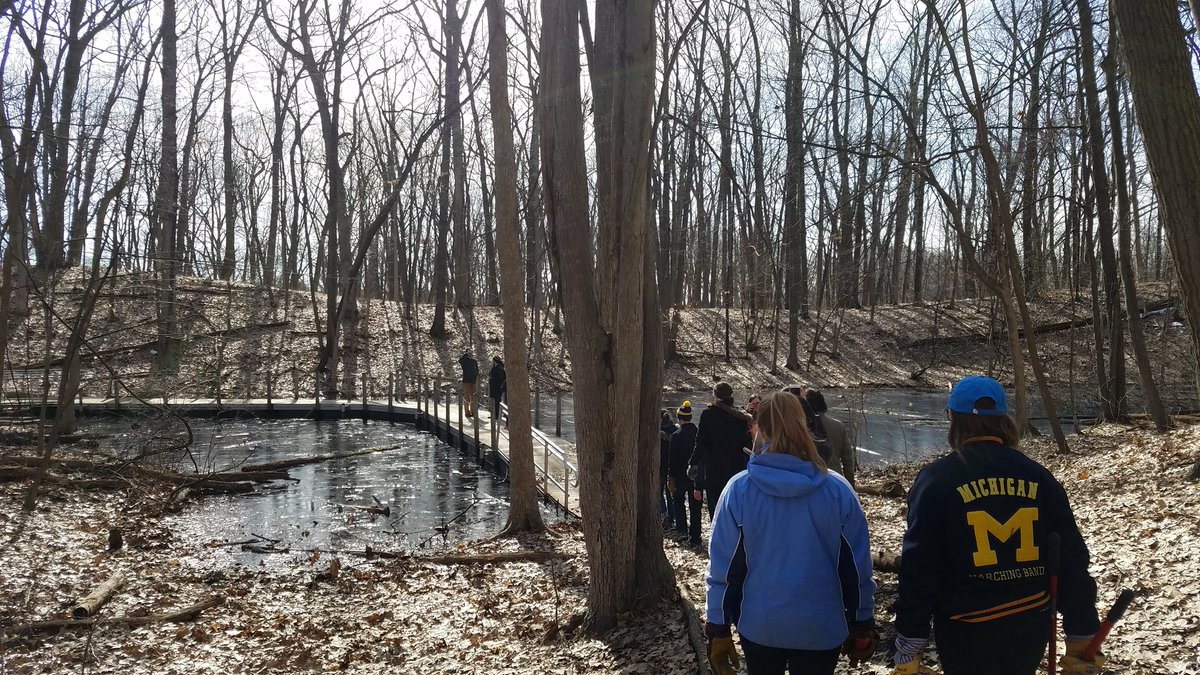 TBS_Lambda's tweet photo. Talk about meaningful service!! Sister who have a real passion for the environment organized this awesome service event😍 They visited a local nature reserve and aided in invasive species removal! Thanks #teamtree for this awesome day🌳🌲🌱🌿🍃🌳 https://t.co/NnKbdCB3Oc