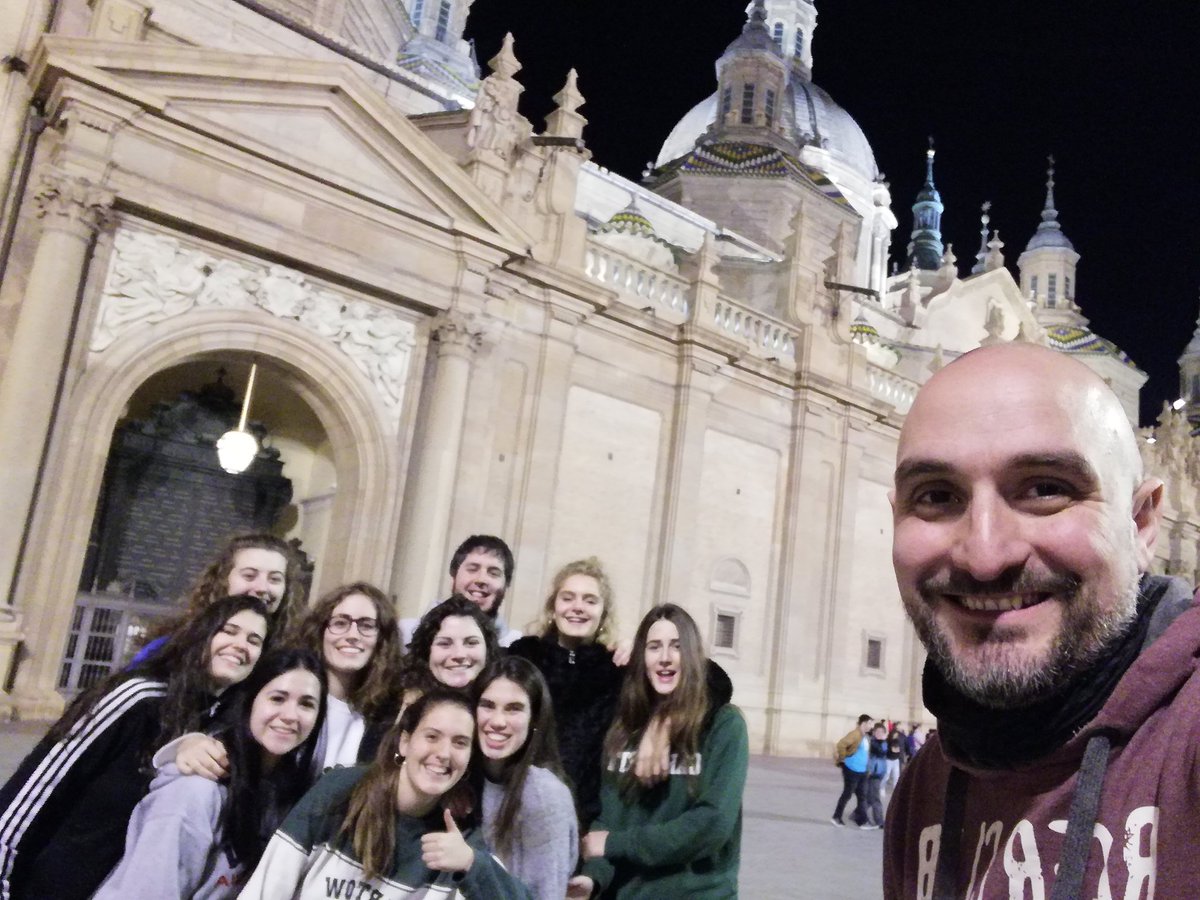 borjagarayoa's tweet photo. Ya segundo día de torneo @mhlsports disfrutando de Zaragoza, de la competición, de los rivales, de la experiencia y de representar a @FNBardoi https://t.co/DFRNxVeQ0e