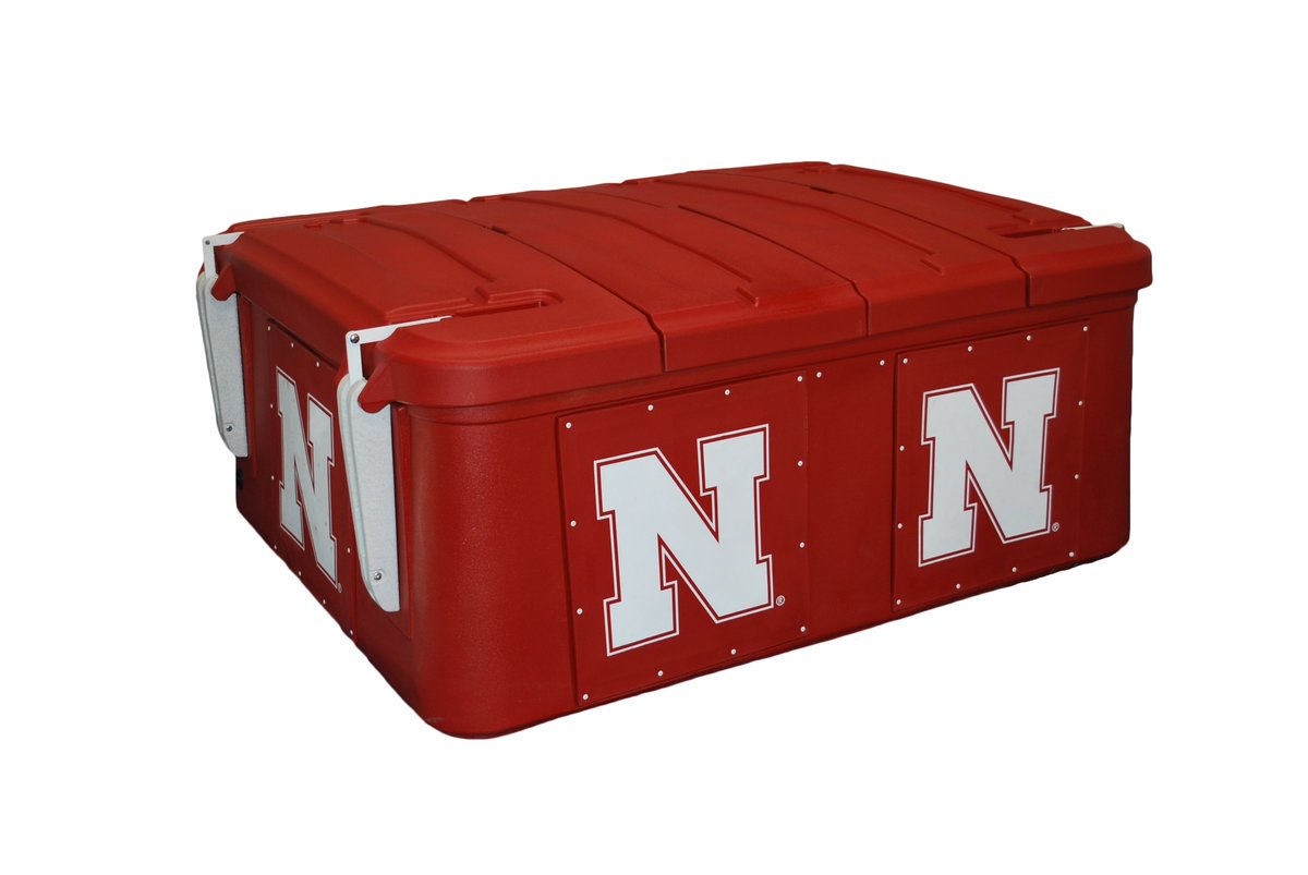 TuffSpas's tweet photo. Tuff Spas is excited to bring you the University of Nebraska hot tub! With our patented Tuff Top Cover we can offer a hot tub that will last a lifetime and give you @Huskers fans something to make your  family and  friends jealous! #tuffspas #tufftop #spas #spa #hottubs #hottub https://t.co/ffjv1kRNtl