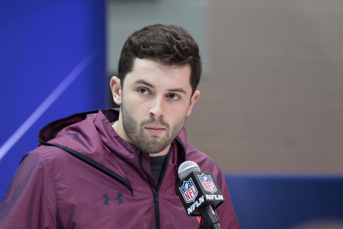 awfulannouncing's tweet image. Baker Mayfield reportedly keeps a list of media members he thinks have wronged him dlvr.it/QMx1ym