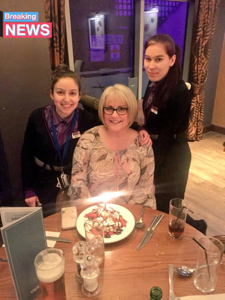 Birthday surprise...making a guest happy 😃
Well done girls! #PIEaling <a href="/brunner79/">Alexandra Brunner</a>
<a href="/LauraEvans81/">Laura EvansWrobleski</a> <a href="/SDEBDD/">simon ewins</a> <a href="/LAhMostloved/">LAhMostloved</a>