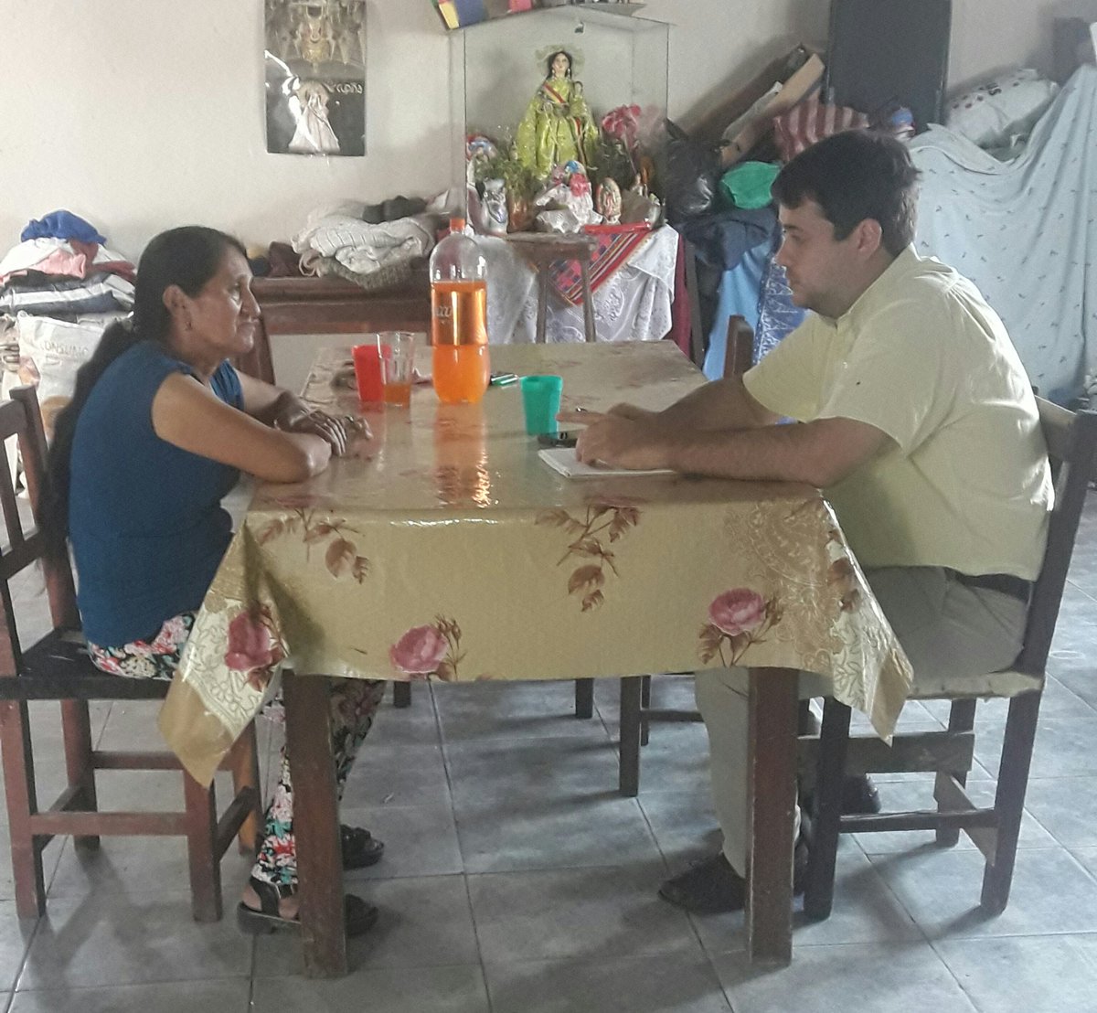 diegoormachea's tweet image. #Ahora #ZonaEste 
@miguelisaok cumplió y sigue cumpliendo con los vecinos #CorteDe Cabellos y #AsesoríasLegales @celemondino16 @beluflores00 @ushumendez @NatBares @HuesoSilvera