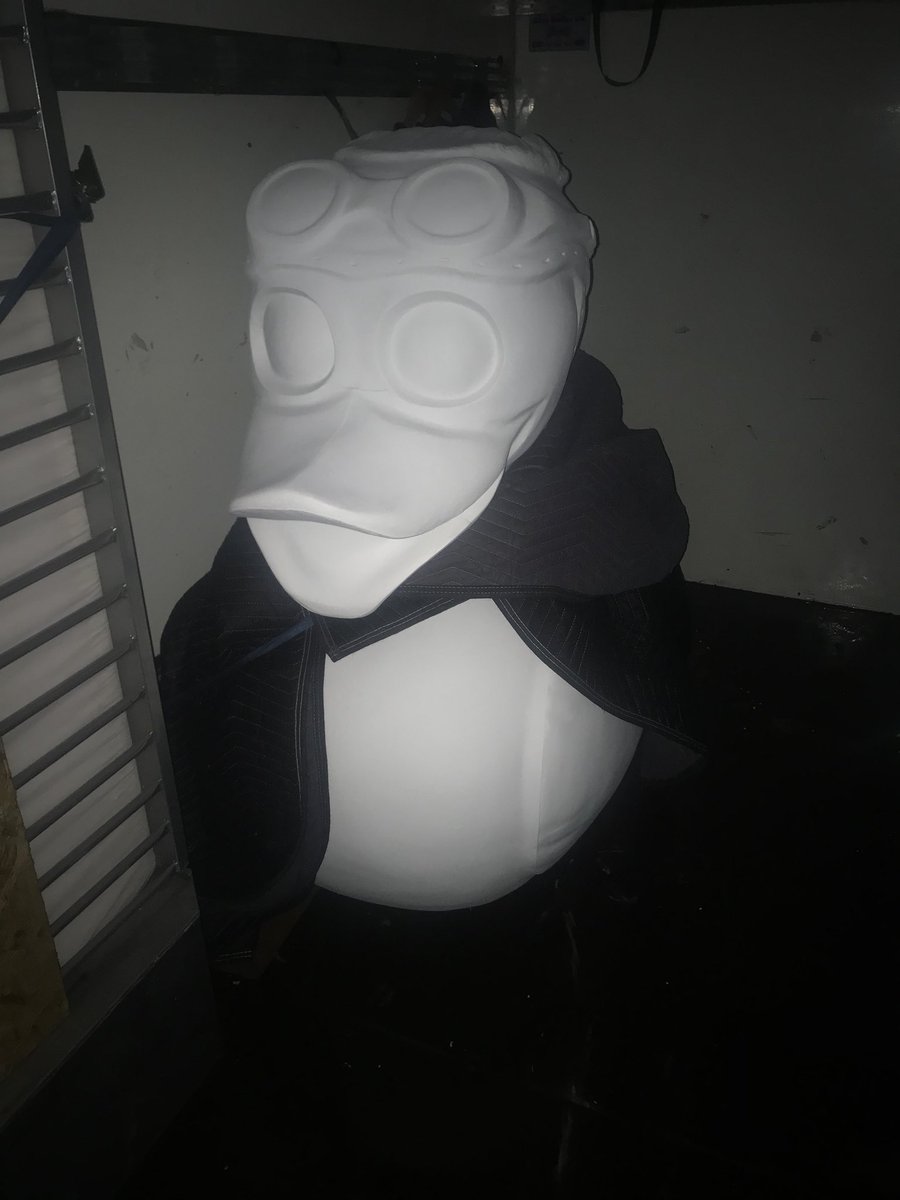 Fraintransport's tweet photo. One happy duck off on a adventure #letsgoquakers #duck #sculpture #art #courier #delivery #manandvan https://t.co/wq9FsB84jY
