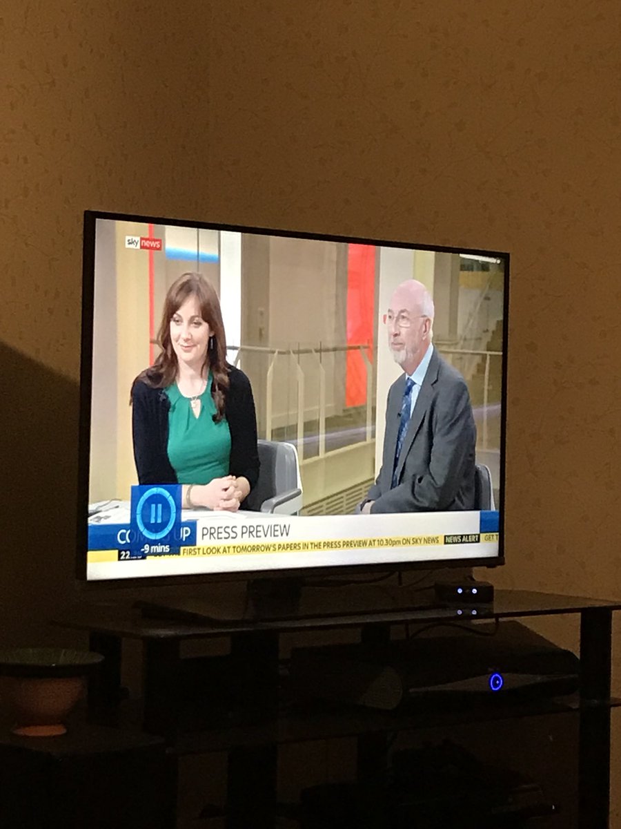 PrintHughesy's tweet image. Been on the absolute lash this good Friday but still in time for the press preview. #offmynut #timeforprint