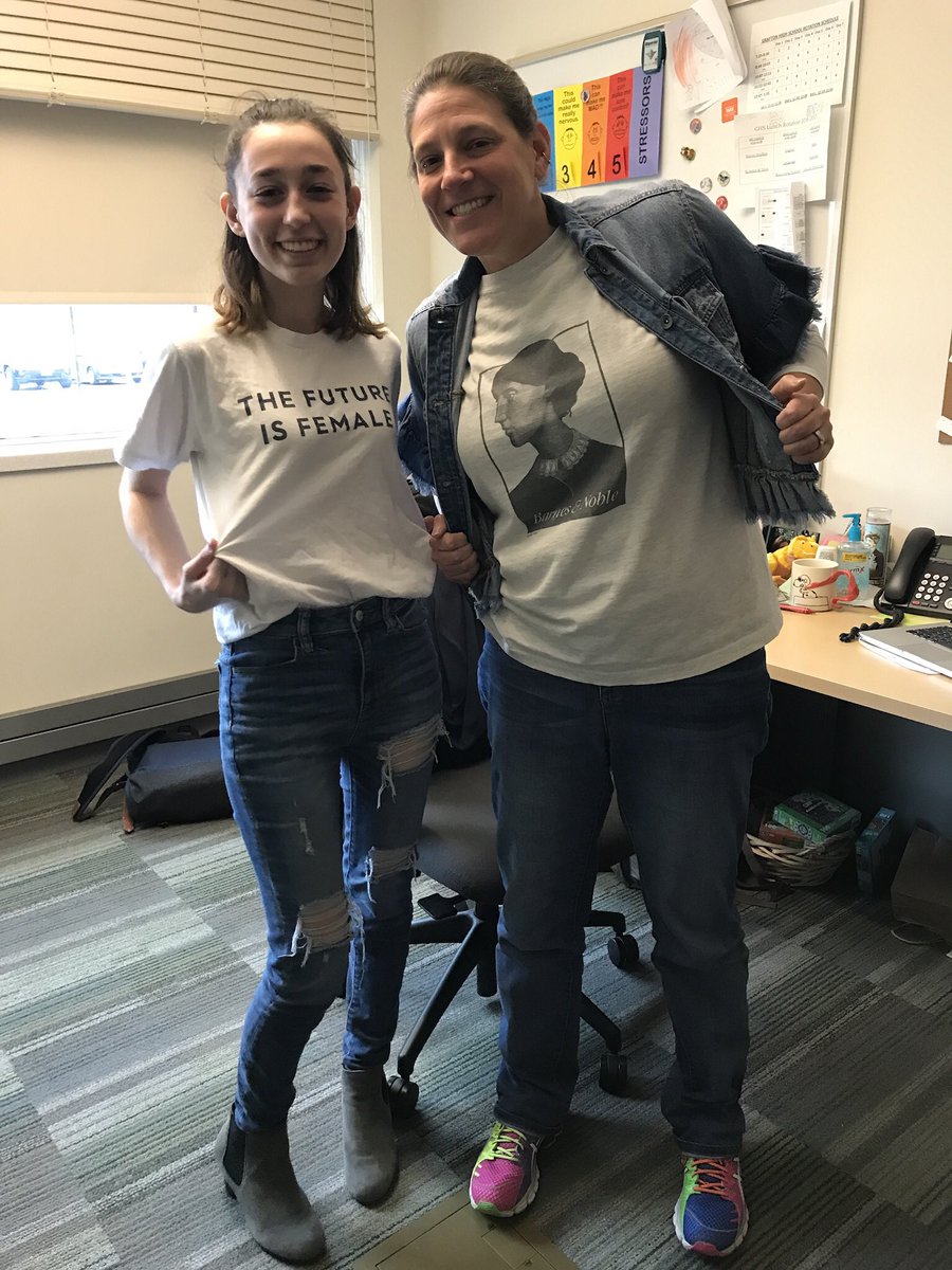 PciampiLicsw's tweet photo. Honoring Women’s History Month with one of my favorite feminists @sarahtigre @PciampiLicsw @Grafton_HS #shemaybelittlebutsheisfierce https://t.co/olsBZS5reH