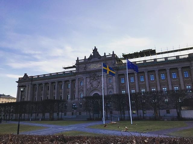 andergg8's tweet photo. #Riksdag #Stockholm #Sweden https://t.co/jBOZtCU6Pu