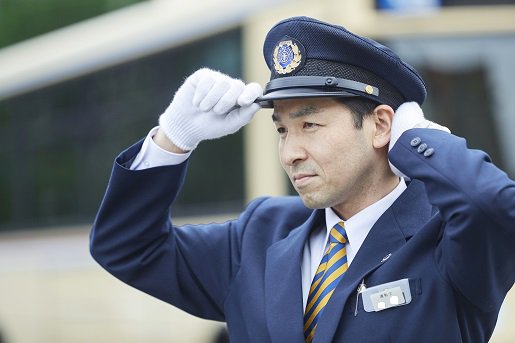 Uzivatel バスドライバーnavi どらなび Na Twitteru おすすめバス会社 阪急バス どらなびexpo出展します 2年目 3年目に契約更新報奨金を支給 条件有 阪急阪神グループならではの充実した 福利厚生 入社1年目で年収400万円も可能です