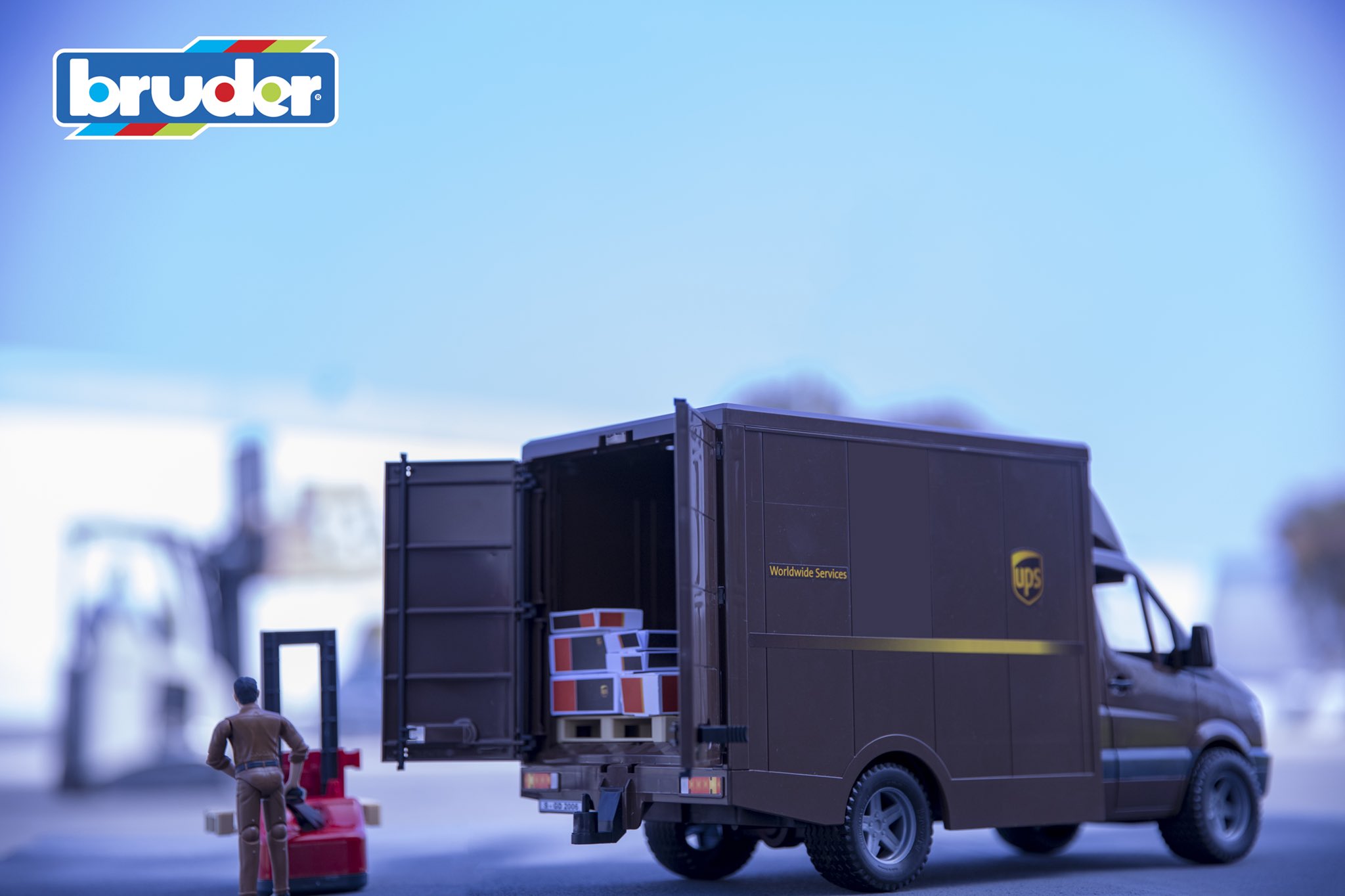 bruder toys ups truck