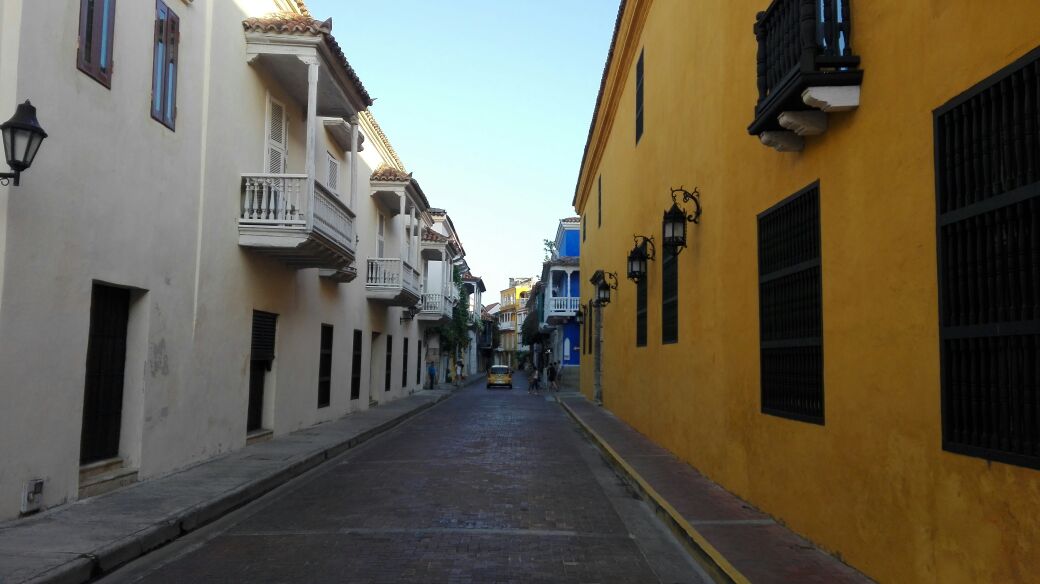 Voa_0430's tweet photo. @BTS_Colombia @YouTube @BTS_twt @bts_bighit Caminar por las viejas calles de Cartagena es hermoso
#YoutubeRedForColombia
@BTS_twt
@BTS_Colombia
@bts_bighit
@YouTube https://t.co/fZbEidyH6J