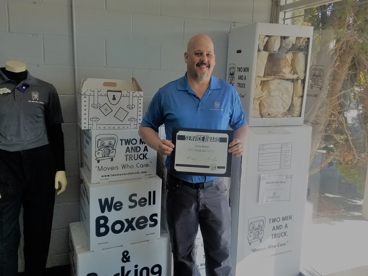 TwoMenBoise's tweet photo. A little over six years ago Terry signed the paperwork to open TWO MEN  AND A TRUCK® here in Boise. It was the start of something wonderful!   Here's to many more years of Moving People Forward®! https://t.co/oGyTNizyre