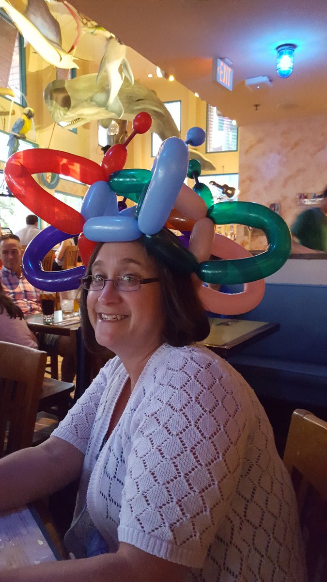 EricMatwey's tweet image. Happy 48th birthday!