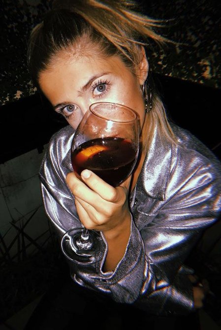JazParodyOf's tweet photo. Cheers 🍷 https://t.co/k7Yl6JyqG7