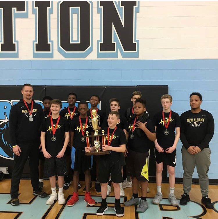 ohiohustlebball's tweet photo. 13u finishing runner up this passed weekend in Hilliard at the OYB state championship #Hustle #LevelUp #SavageorAverage https://t.co/LpPnopFZGN