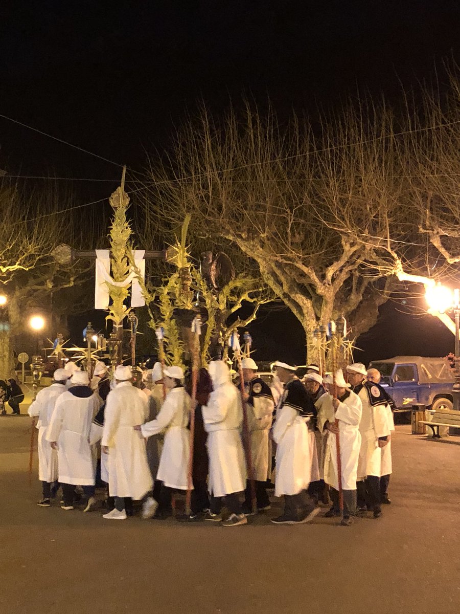 Vescovato20215's tweet photo. prucessiò di u viscuvatu   
Procession du vendredi saint 
#Granitula #VenneriSantu https://t.co/QvplpkMppn
