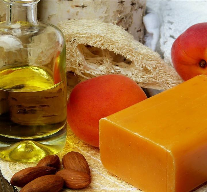 bebunchful's tweet image. It's a twofer: #GoodFriday &amp;amp; #bunchfulFriday - #giftmyself day. Go on &amp;amp; soak it in. You've earned it; haven't you?  💙💚💜💛❤
.
If you #gift yourself, tag image to #bunchfulFriday because #lifesagift #bebunchful #Fridayfeeling #liveauthentic #tgif #twofer ift.tt/2HgJLtl