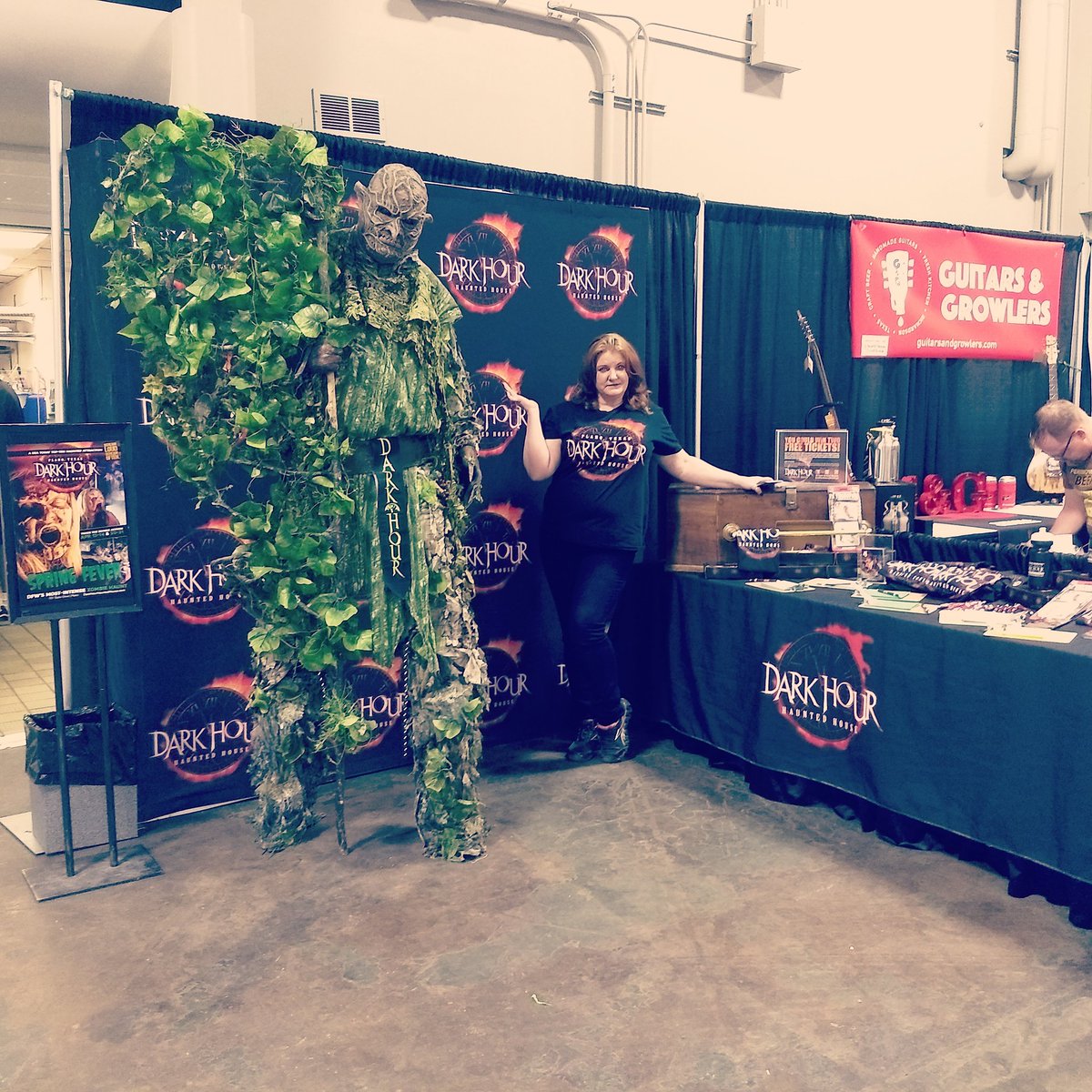 DarkHourHaunt's tweet photo. Are you checking out @bigtxbeerfest this year? Treeman is waiting for you! Find him and register to win free tickets to Spring Fever.
.
.
#feelingfriday #btbf #craftbeer #dfwthingstodo https://t.co/0ErekRe9wp