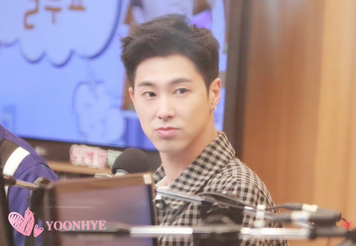 180329 두시탈출 컬투쇼 💗喜欢我们哥哥…💗 #TVXQ! #운명 #The_Chance_Of_Love
#동방신기 #RETURN_OF_THE_KING #THE_CHANCE_OF_LOVE
#YUNHO #ユノ #ユンホ #정윤호 #유노윤호 #U_Know