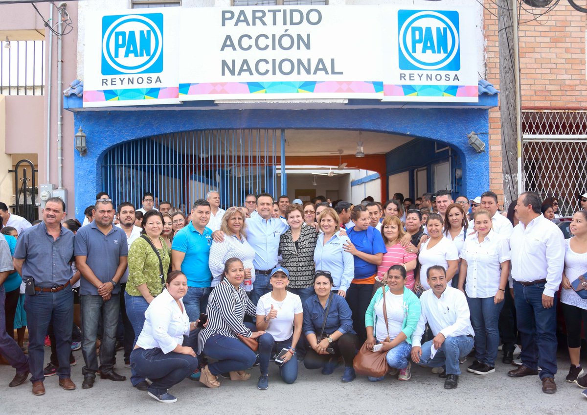 NetoRobinsonMx's tweet photo. Oficialmente iniciaron las campañas federales. Vamos a trabajar muy fuerte estos 90 días, con mucho respeto y a la altura de lo que exige nuestra sociedad. Hoy por tí y mañana también.
#PorMéxicoAlFrente #DeFrenteAlFuturo #TamaulipecosAlFrente #Tamaulipas https://t.co/BvqlgXePvp