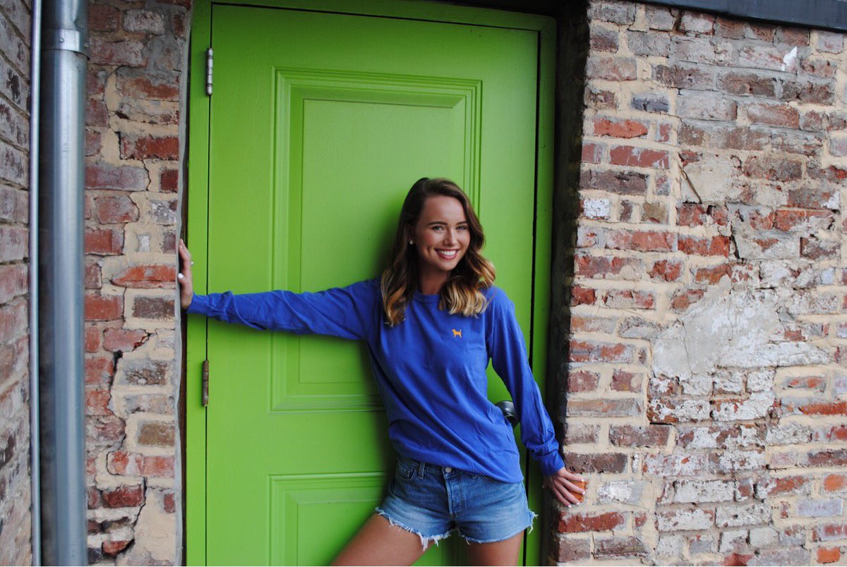 Our long sleeves are perfect in any season! 💙 #shrimpandgritsco #comfortcolors #longsleeve #preppy #preppystyle #preppyfashion #southern #southernbrand