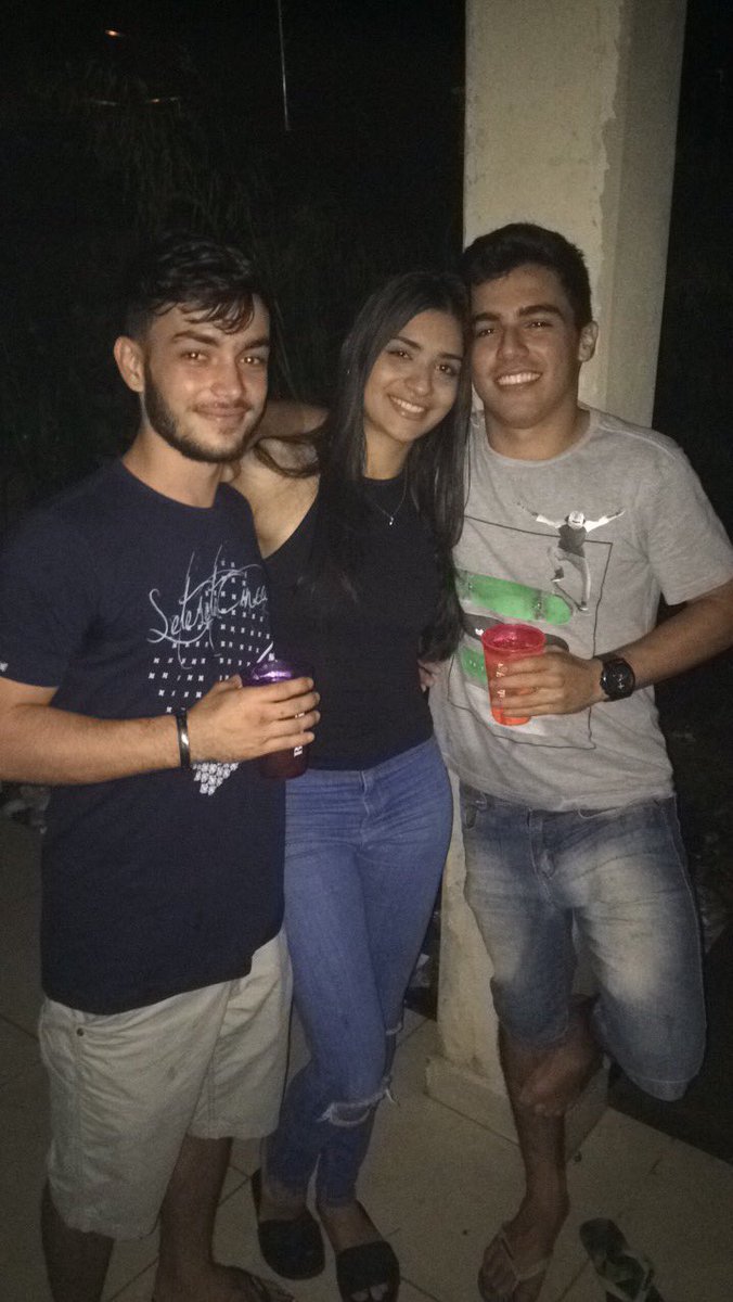 LeticiaGasparo1's tweet photo. Eu amo eles 💙 https://t.co/UNJ5Mza6Zl