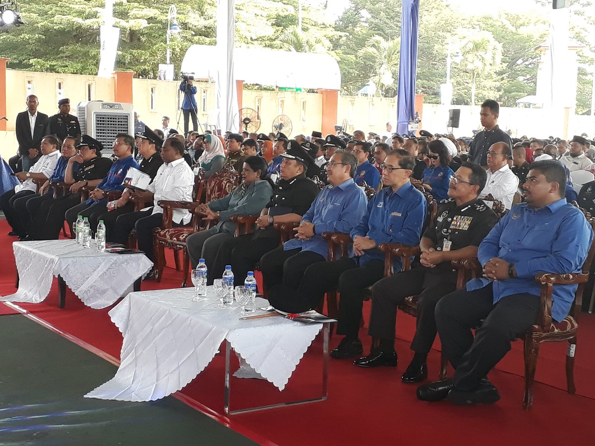 penjaramalaysia's tweet photo. Sedang berlangsung Sambutan Hari Penjara Ke-228 &amp; Hari AADK ke-35 bertempat Arena Merdeka Tapah @DrAliHamsa @alwi_ibrahim59 @KPPenjara @alnassif @AZIZRAZAK2 @KDNPUTRAJAYA @FriendsOfKDN https://t.co/XwxulBI5oq