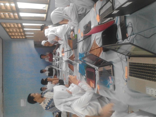 abyrizan's tweet photo. Session 2 UAMBN BK Mata Pelajaran Bahasa Arab
#uambnbk #UNBK #SemangatPerjuangan #StayInClass https://t.co/xwpIGNAxon
