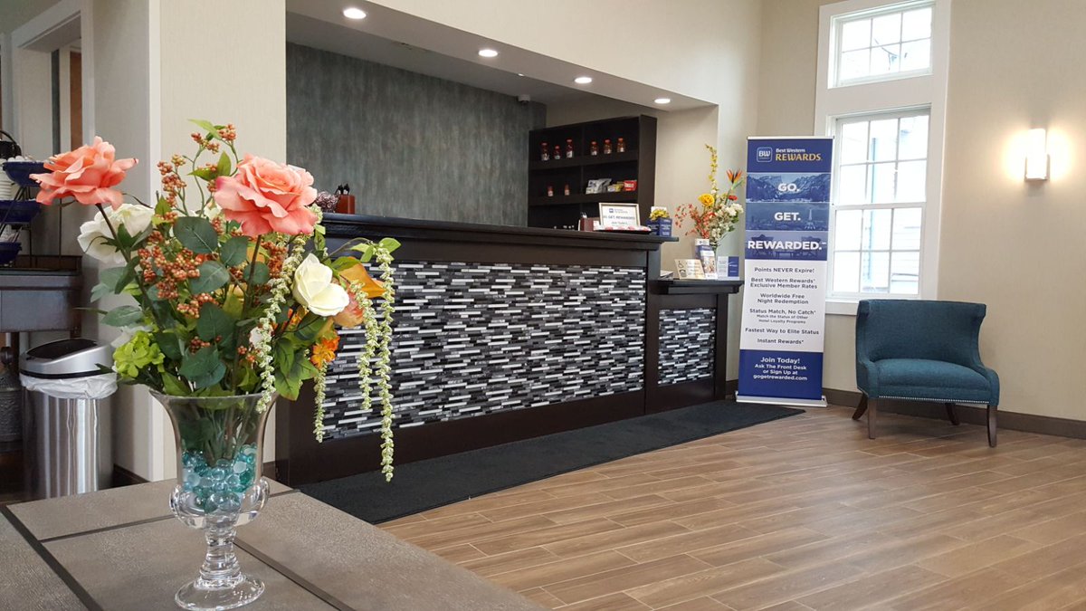 jhmjamsan's tweet photo. Introducing great modern space at our award winning Best Western Plus Plymouth MA https://t.co/Q1rtjqcr0f