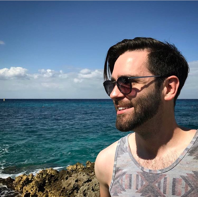 TheHillsPodcast's tweet photo. Handsome, witty, and full of important @thehills_mtv knowledge. What a guy. @adamrucker steals the show in our brand new episode. Enjoy! #keepitLo #truthandtimetellsall #thehills #justinbobby #lisalove #teenvogue #thegirlwhodidntgotoparis #theboywhowenttocozumel https://t.co/yaqvPaBwrX