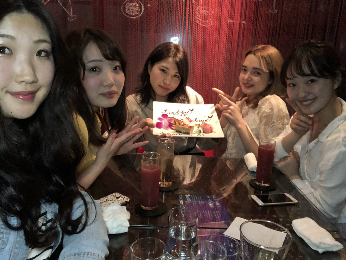 ssk_hinako's tweet photo. 昨日が楽しすぎて終電の時間に気づいてもみんなにあえて言わなかったくらい楽しかったよ大好きもう https://t.co/Ojm9LofshU