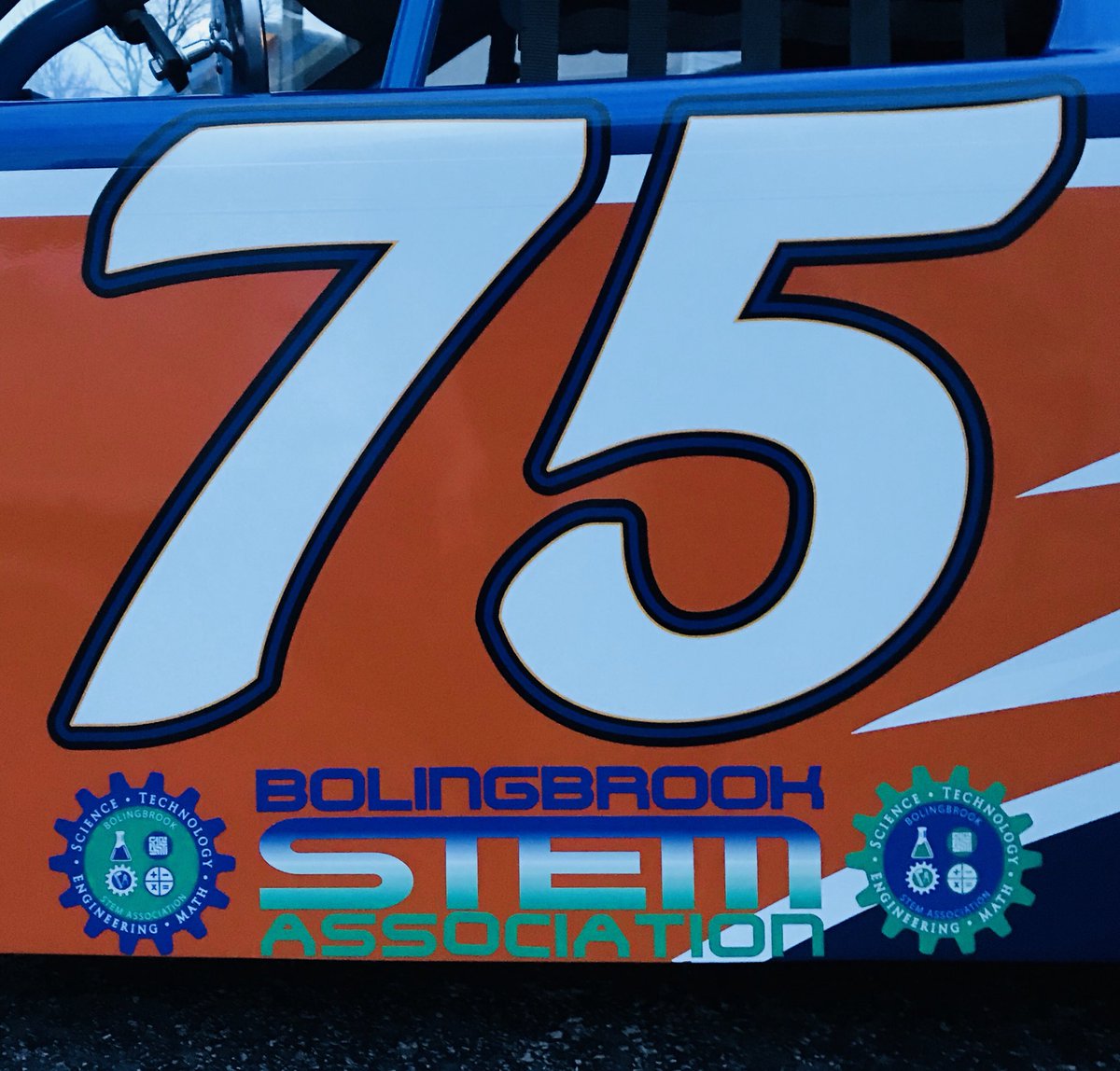michaelmucha75's tweet photo. Almost all of our decals are on and we have windows! First public event with our new body is April 3rd at Wood View School STEAM night @BBrookEvents @B_brookPatch @BolingbrookInfo @BolingbrookLink @BolCommTV #BolingbrookStem #MakingStemFun #STEM #STEAM #VicsCarWash #minicupracing https://t.co/c4Ir714nDo