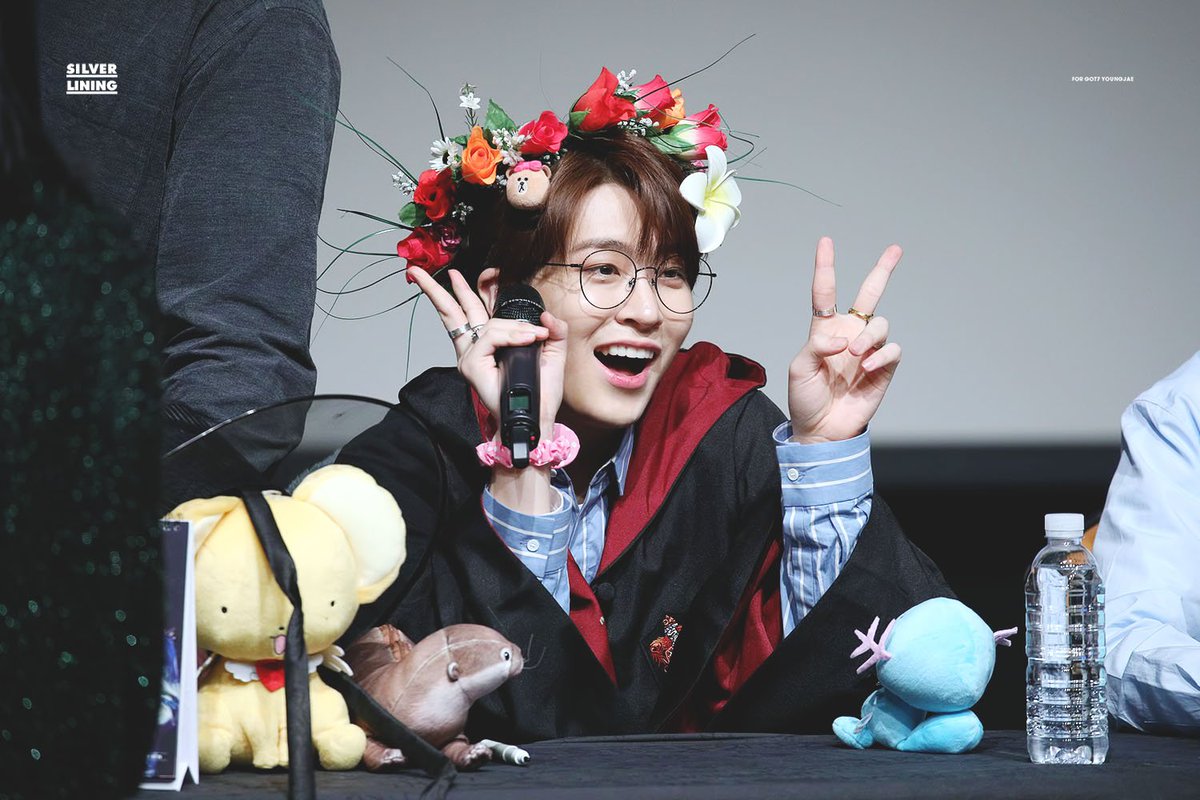 choiyjpics's tweet photo. 180323 🌺 https://t.co/WFhAk6E86t