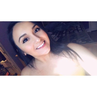 claraa_amazingg's tweet photo. my head is so big  #NewProfilePic https://t.co/rUG8qLVHtQ