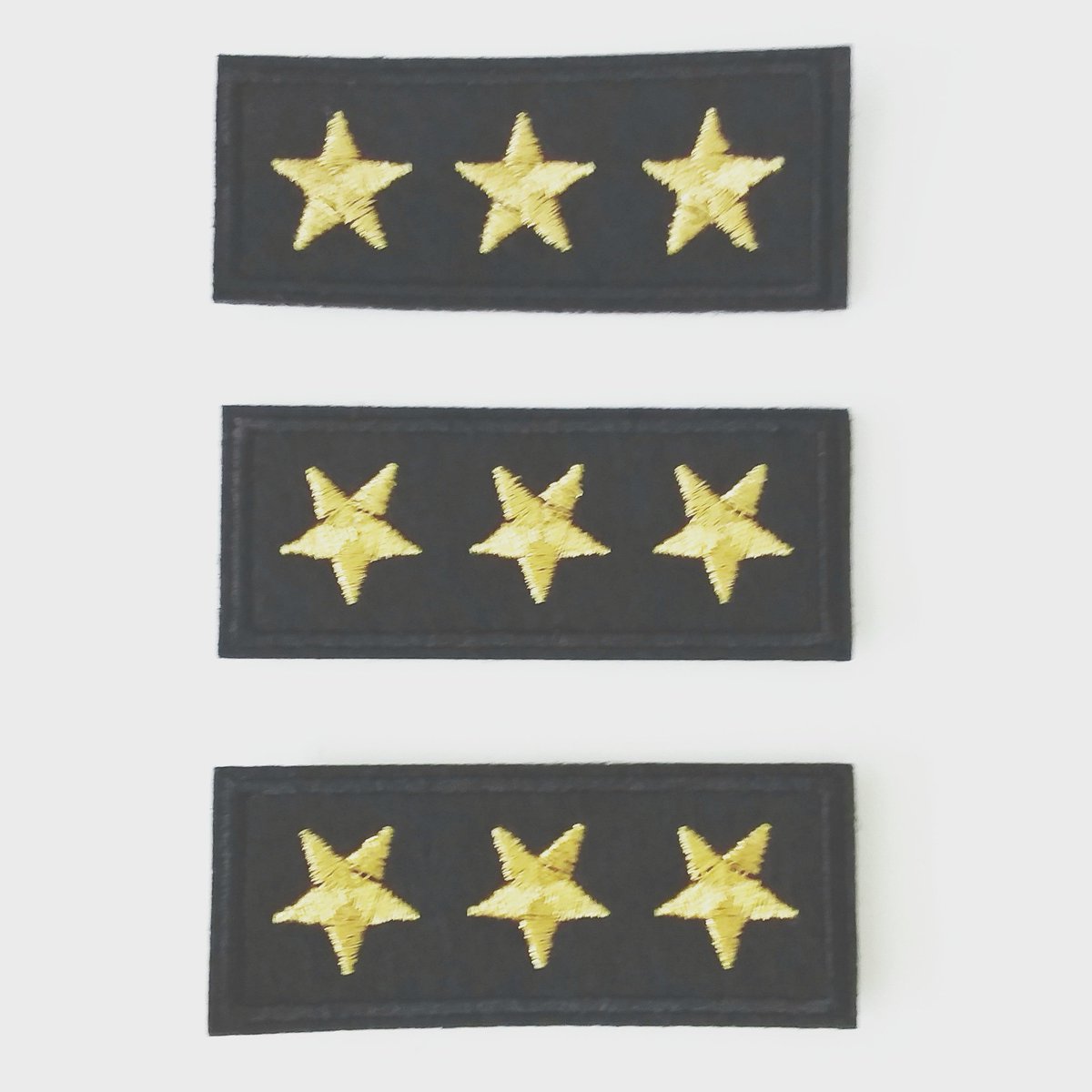 tag_bone's tweet photo. 💗 💥 NEW PATCH 💥 💗 military vibe 👌💗 #tagandbone #stars
.
.
.
.
#newbrand #patches #tags #sweats #mumsweats #beanies #bobbles #tees #t-shirts #coolstuff #coolbrands #hoodies #mumstyle #sweatshirtoftheday #patchtrend #patchfashion #coolkids #kids #kidsstyle #funkykids #kids https://t.co/FITNkq1pEh